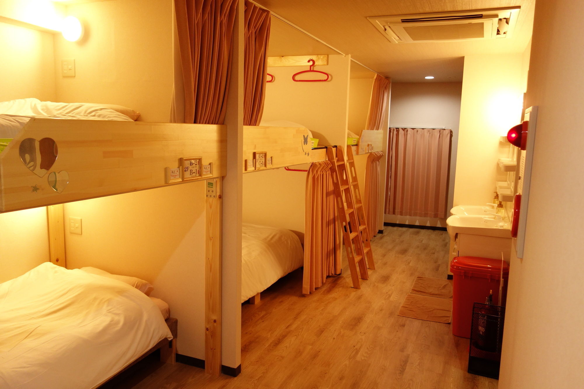 Hotel Kens House Ósaka Exteriér fotografie